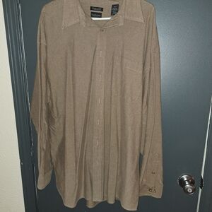 Van Heusen Men's Casual Tan Button Down Shirt